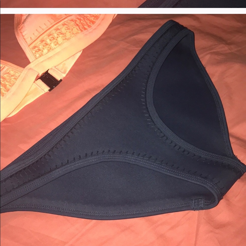 Triangl Gigi bottoms